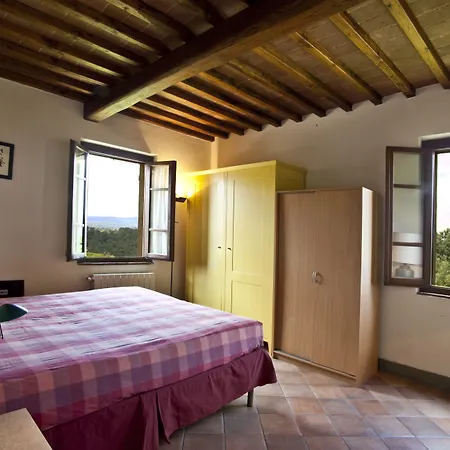Country house Podere Il Pino Poggibonsi