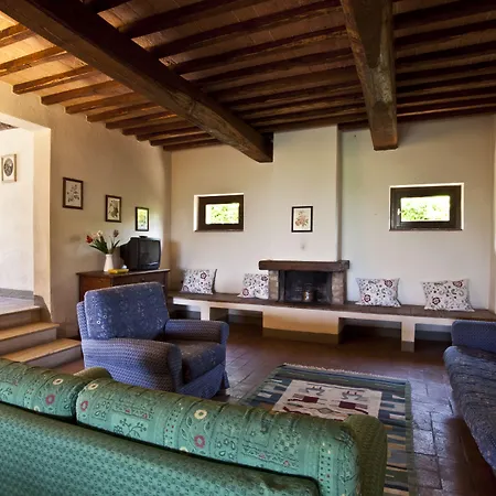 Country house Podere Il Pino