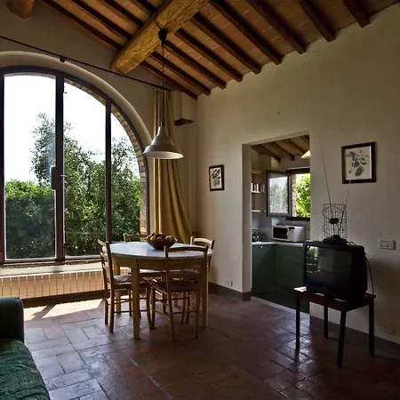 Podere Il Pino Country house