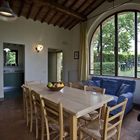 Podere Il Pino Country house *