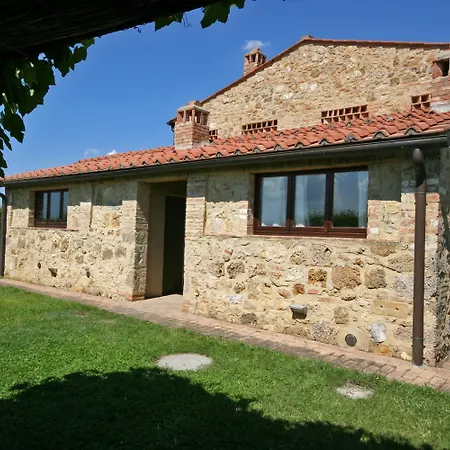 Country house Podere Il Pino *