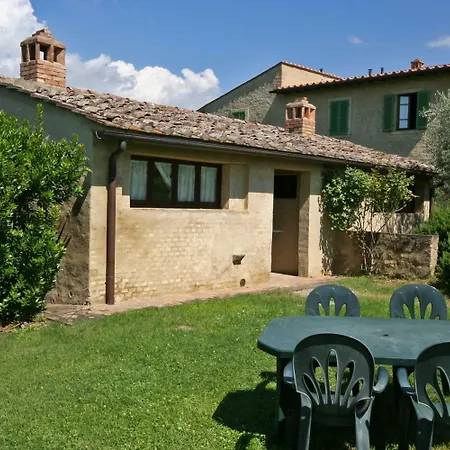 Country house Podere Il Pino